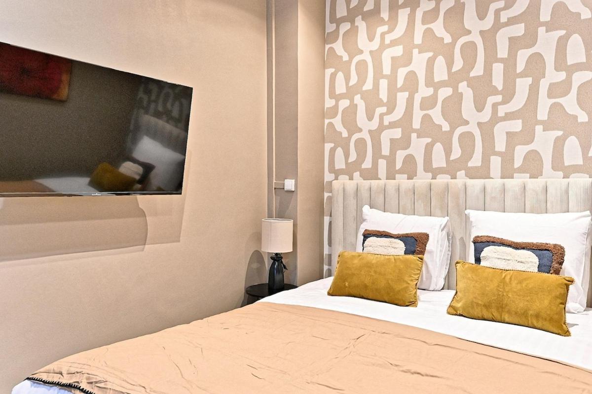 Situe Dans Le 11eme Arrondissement Appartement *